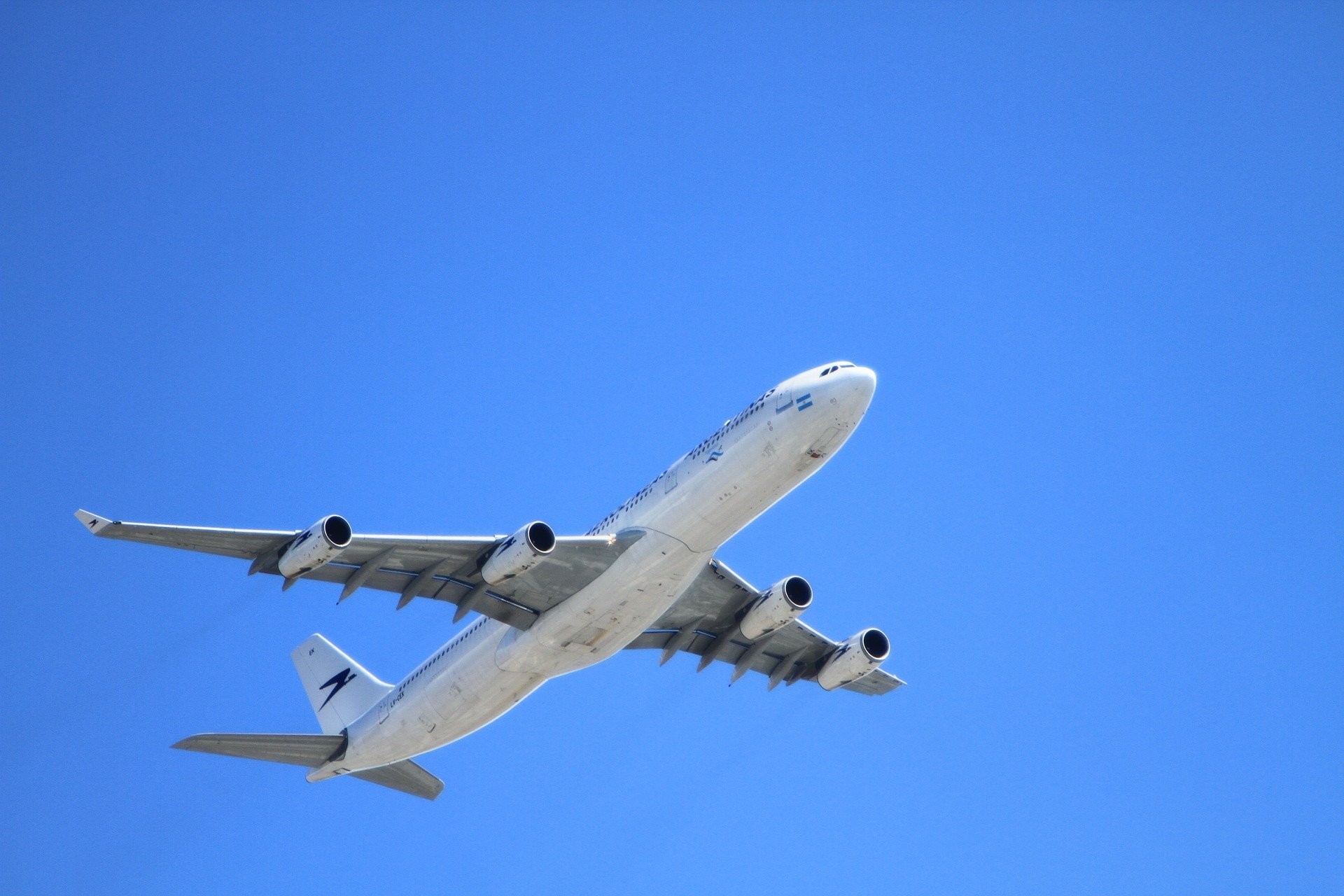 Flugzeuge sind wohl noch für längere Zeit auf Kerosin angewiesen. Das muss aber nicht heissen, dass sie nicht klimaneutral werden können.